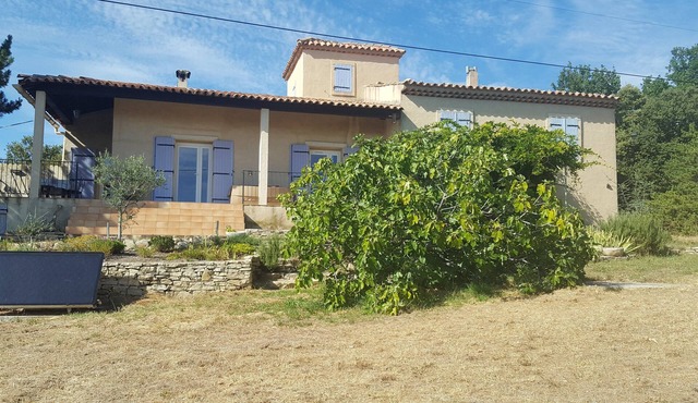 House in the middle of the garrigue in Drôme provençale