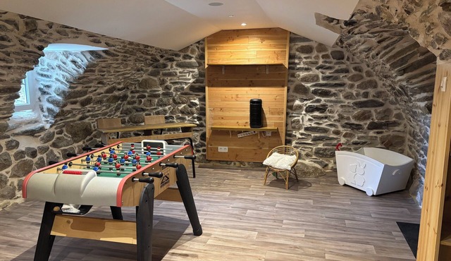 House in the heart of the Cévennes Gardoises with playroom for children and adults