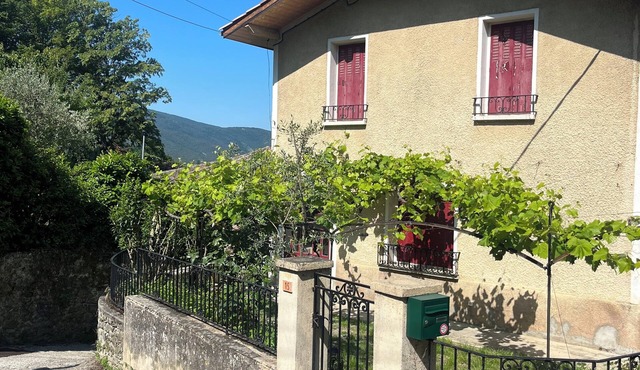 House in the heart of Dieulefit