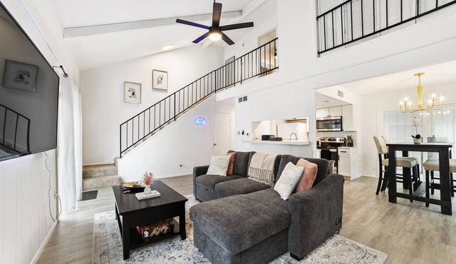 House in the hills W Austin 5 minutes to downtown