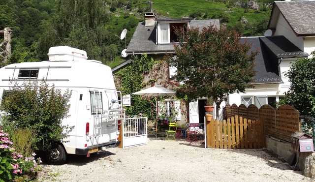 house in the lesponne valley