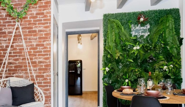 ꧂ HOUSE "Jungle House" 90 m2/Montbrison *Overhead projector-Cinema-Games-Parking area