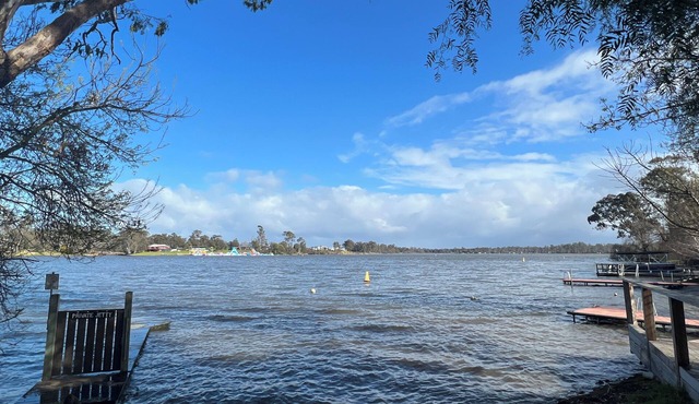 House Lake Nagambie