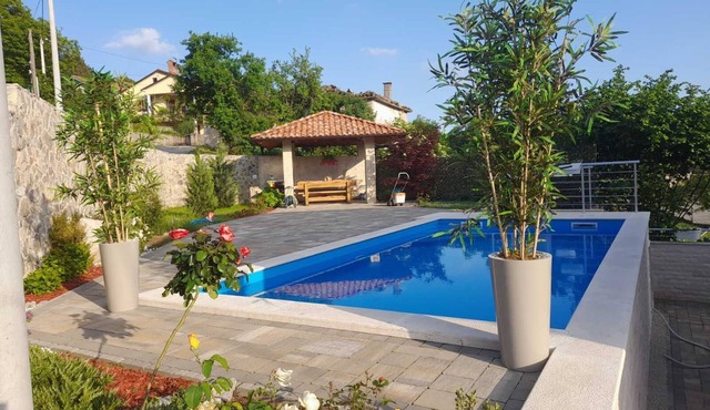 House Lemily (94701-K1) - Šapjane