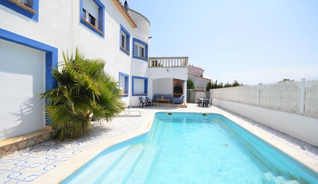 House Les Eiguades - private pool, garden, air conditioning, barbecue, wifi, parking.
