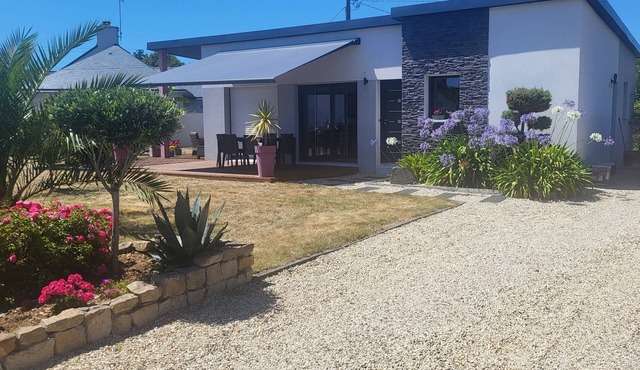 HOUSE LESCONIL SOUTH FINISTERE, 3 BEDROOMS, BEACH 500 M, SOUTH EXPO, BIKES, QUIET