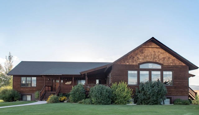 House Looks At Grand Teton, With Hot Tub, Fiberoptic Internet, Easy River Access