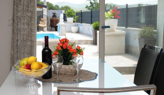 House Luketini dvori (97091-K1) - Marina