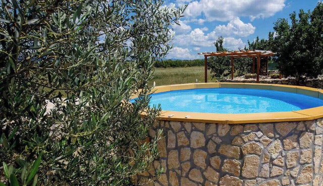 House Mala kuća (118601-K1) - Oklaj