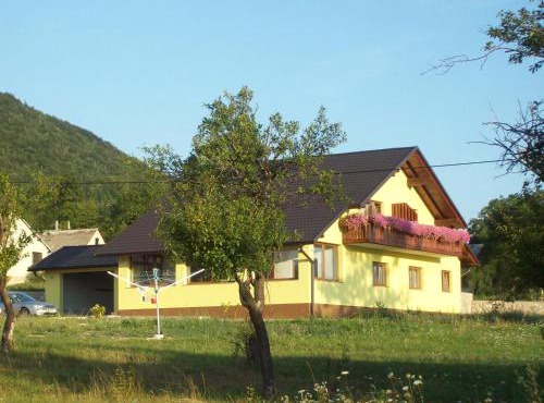 House Mara