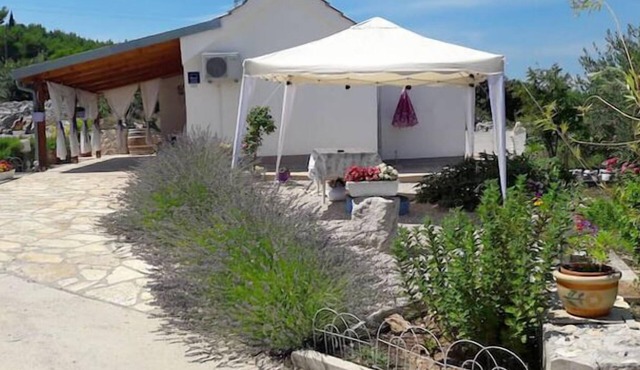 House Marie's Lavander Dream (116221-K1) - Raslina (Sibenik)
