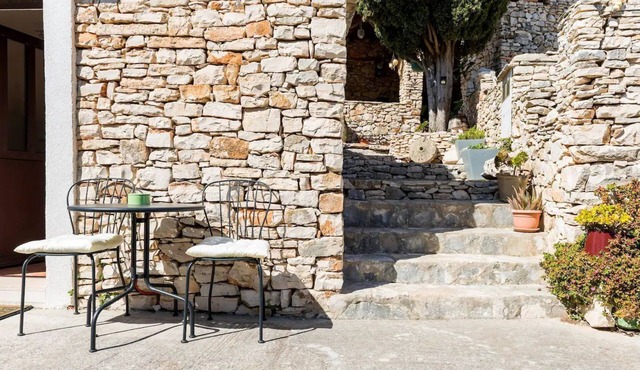 House Marina (41131-K1) - Vis - island Vis