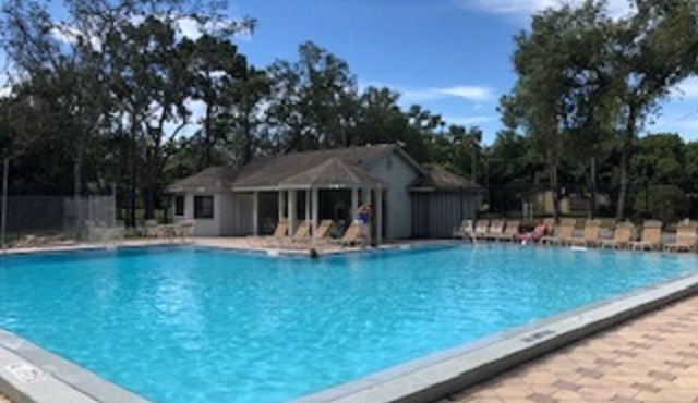 House - Master Suite with Jacuzzi tub - next to a Preserve. Community Pool