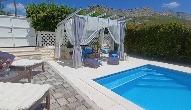 House Matenda house (113171-K1) - Solin