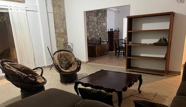 House full of light facing the majestic river and 10 minutes from the beach