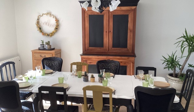 House near 24 h circuit