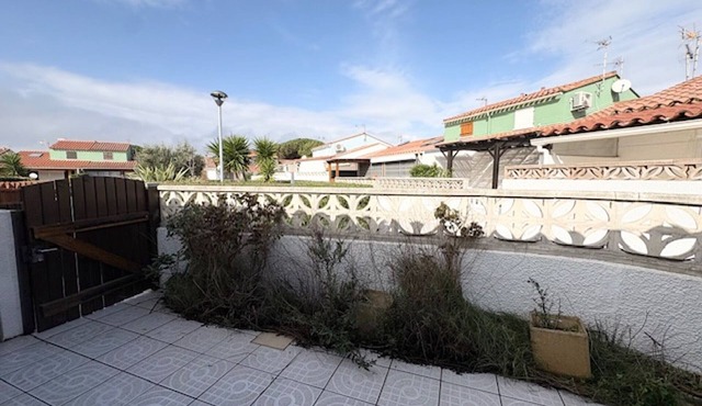House near beach, private parking - 6 guests