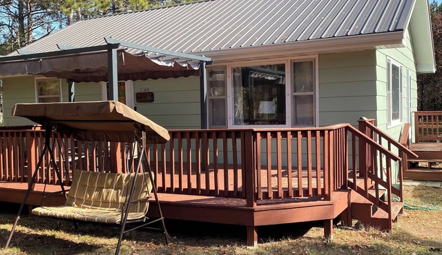 House Near Beautiful Castle Rock Lake/30 Minutes from Wisconsin Dells