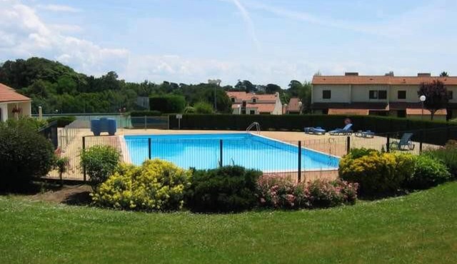 House near castle and beach, sleeps 4, fully equipped