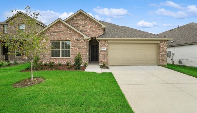 House near Forney - Mnth2Mnth