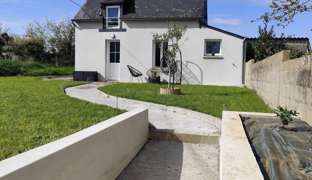 House near Guerledan