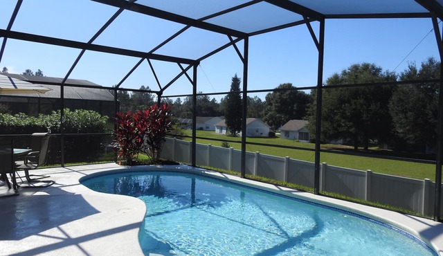 House Near Mickey - Luxury 4 Bedroom Villa with own heatable pool