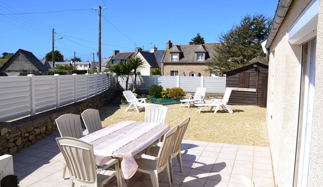 House near the sea 6 people