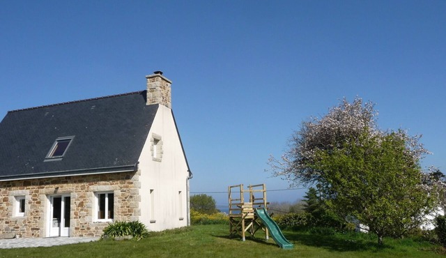 House near the sea large living room 4 real bedrooms