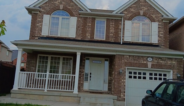 House - Near Toronto Pearson Airport