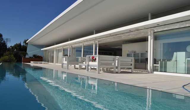 House Nirvana - Luxury Penthouse