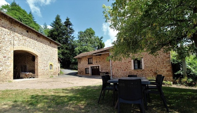 House No. 1050 in THEL MOUNTAINS BEAUJOLAIS