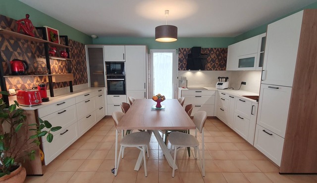 House of 80 m² in Saujon (Charente-Maritime), Proche De Royan