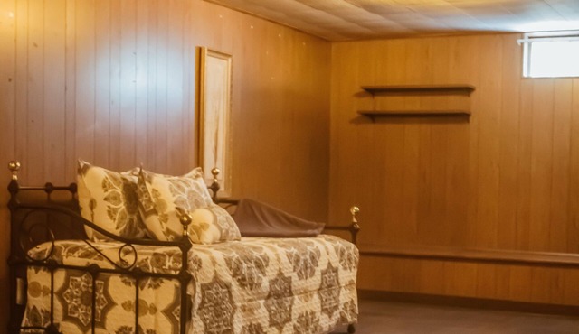 House of Blues - New Owner Special recently remodeled