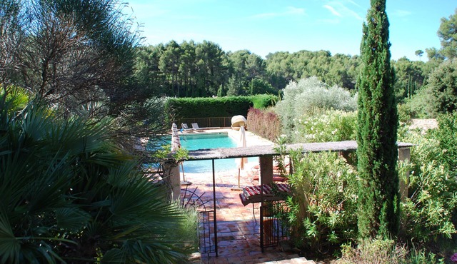 House of character for 1-13 people