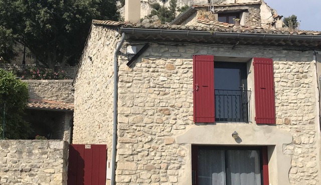 House of character in the village of Seguret