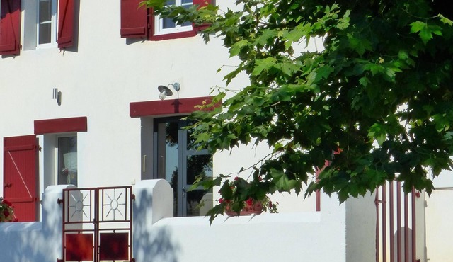 House of character in the heart of the Basque Country in Ossès