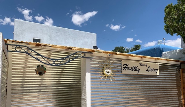 House of Healthy Living Airbnb Delux Spa