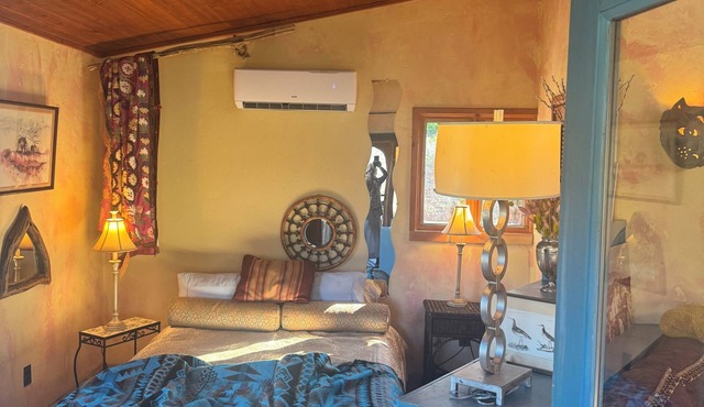 "House of light" 360' views saguaro forests, canyons, mesas & mountains