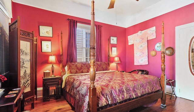 House of the Rising Sun Bed & Breakfast, Traditional B&B Historic Algiers Point