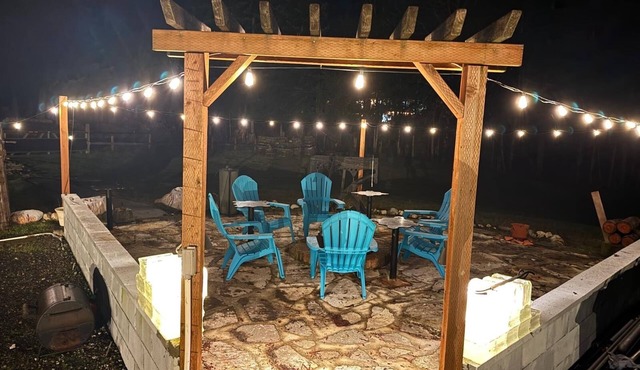 House on acreage with Farm Animals in Bothell Country living close to everything