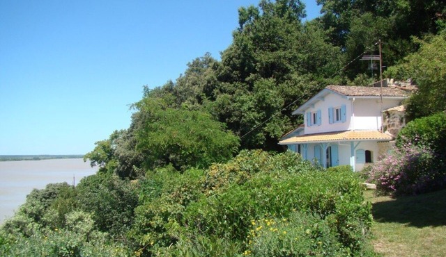 House on cliff facing Gironde estuary