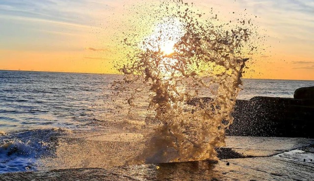 House on Costal Village free parking