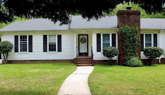 House on Rae's Creek within earshot of the Masters