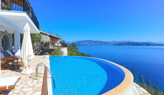 House on the Rocks: Stunning views, Luxury, amazing private pool
