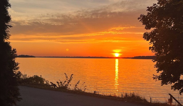 House on Trent waterways Sturgeon lake water access