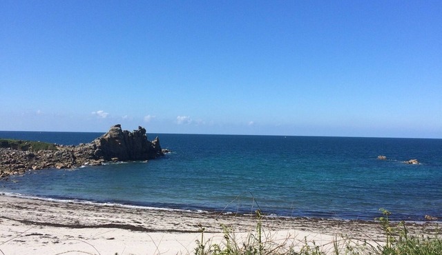 House overlooking the port of ABER-WRAC'H for 4 - 9 people