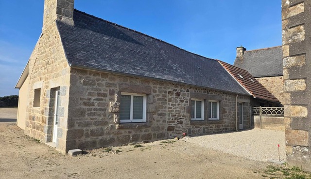 House "Penty Mignoned" 3 bedrooms 6 persons, near LANNION, Pink Granite Coast