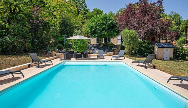 HOUSE - POOL - QUIET