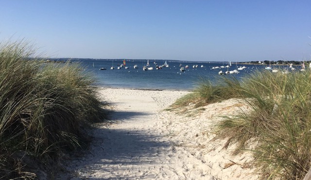 HOUSE POULDOHAN NEAR BEACH