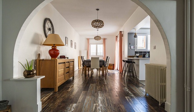 House-Private Bathroom-Exclusive